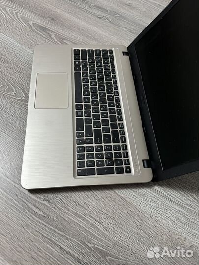 Игровой Asus 2020/Pentium Gold/SSD/Geforce MX110