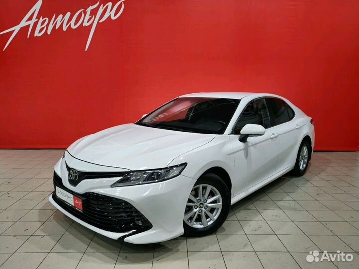Toyota Camry, 2018