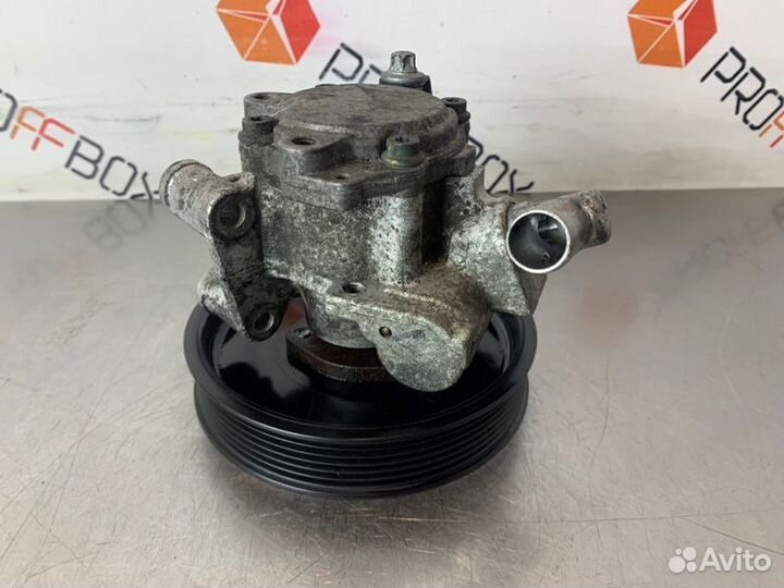 Насос гидроусилителя руля Mercedes C-Class W203