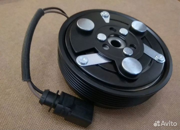 Муфта кондиционера VW T5 1.9TDI