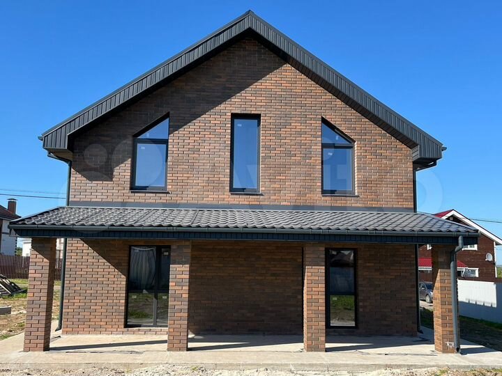 Коттедж 152,8 м² на участке 10 сот.