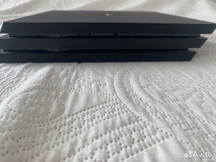 Sony Playstation 4 pro (чёрный)