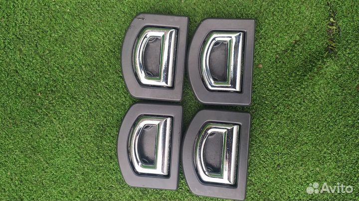 Петли крепления груза в багажнике Комплектом Audi