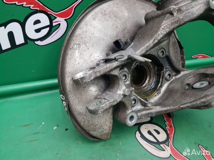 Ступица задняя правая Audi Q5 8R cdnc 2011