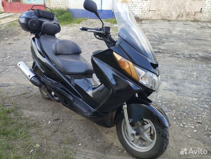 Suzuki skywave burgman 400