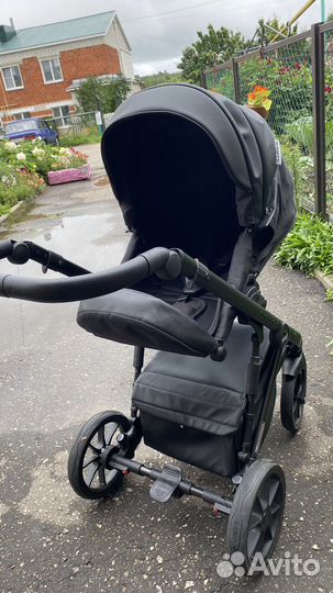 Коляска 2 в 1 Riko Montana ecco