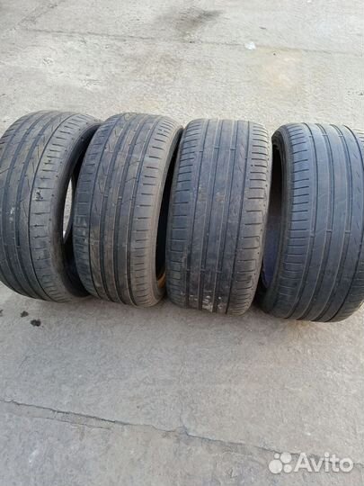 Hankook Ventus S1 Evo 2 K117B 245/45 R19 и 275/40 R19 Y