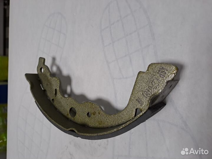 Тормозные колодки задние LADA largus