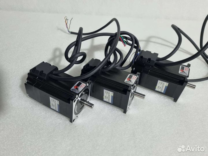 Шаговый двигатель с энкодером