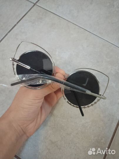 Очки солнечные бомбические