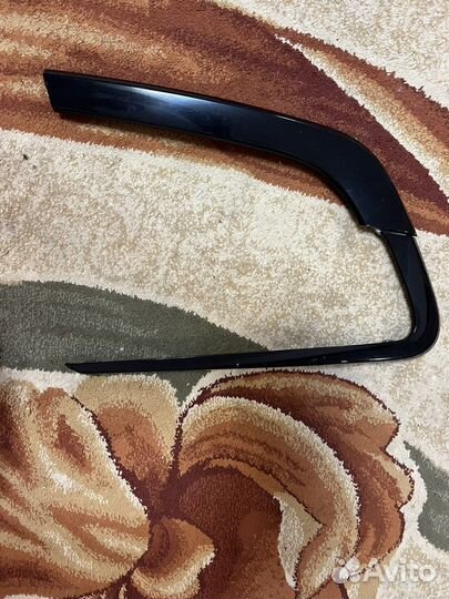 Молдинги переднего бампера LADA vesta