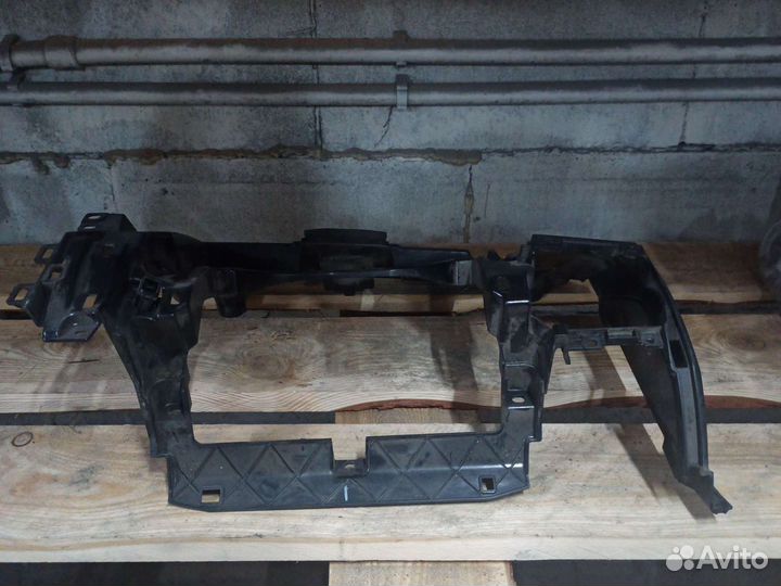 Торпедо Range Rover Sport