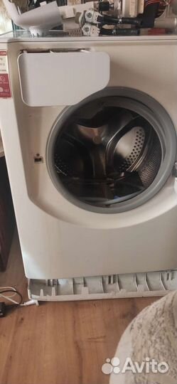 Стиральная машина Ariston Aqualtis ремонт/запчасти