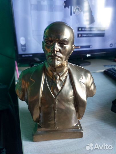 Бюст Ленина гипс