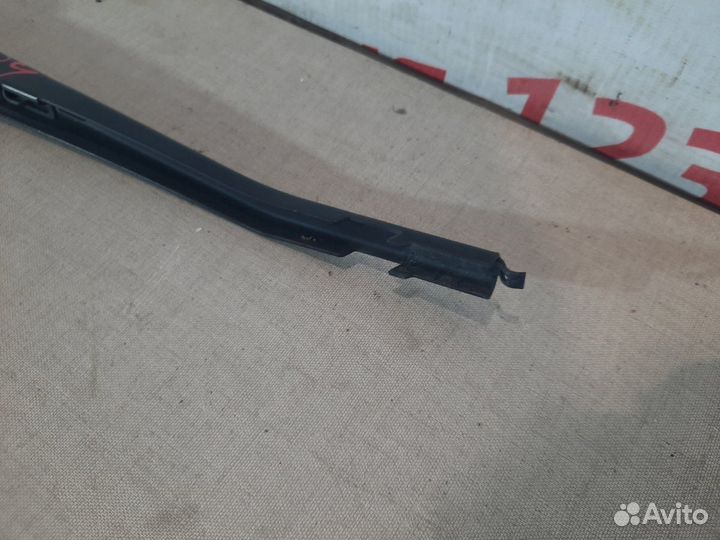 Поводок дворника задний Bmw X1 E84 N46B20BD 2011