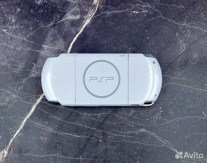 Sony PSP 3008 White(Новая,Комплект,320игр)