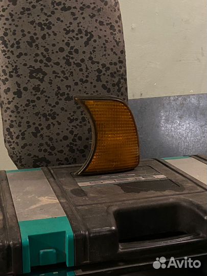 Поворотник на бмв e34