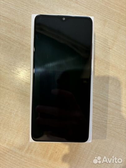 Samsung Galaxy A32, 4/64 ГБ