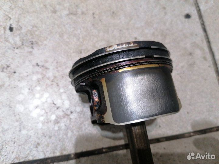 Поршень c шатуном Nissan Teana J32 VQ25DE