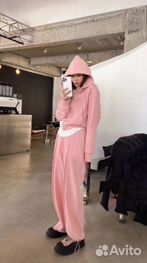 Спортивный женский костюм зип-худи и джогеры