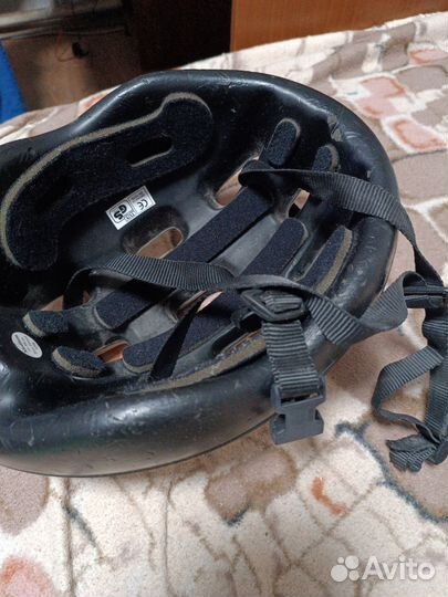 Велошлем взрослый