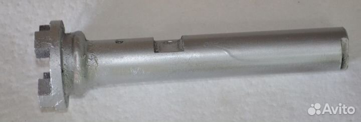 Валик рычагов управления 6.22.015 мтлб