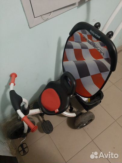 Трехколесный велосипед Lexus от rich toys