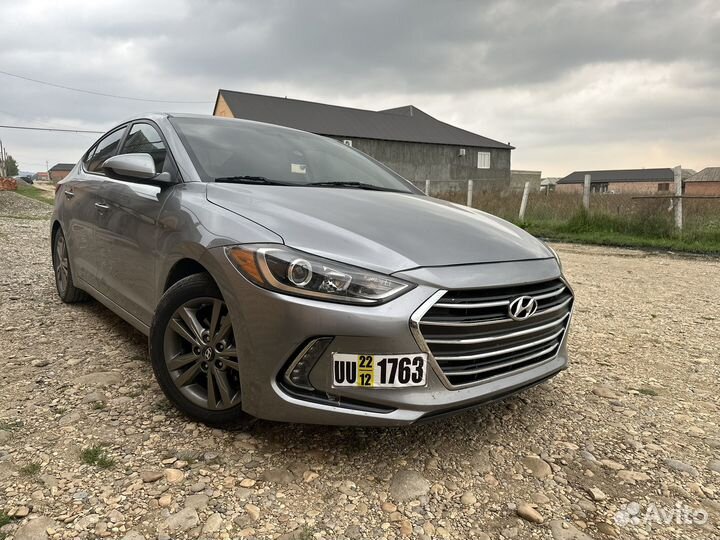 Hyundai elantra фары 2016