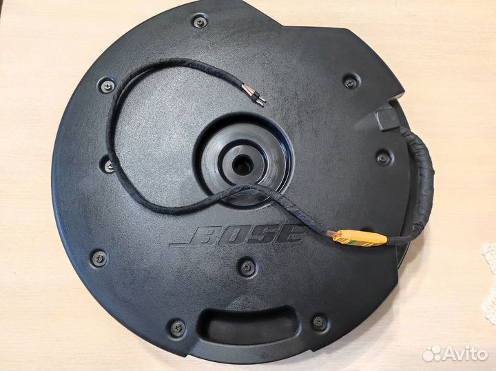 Пассивный сабвуфер Bose в запаску Infiniti, Nissan
