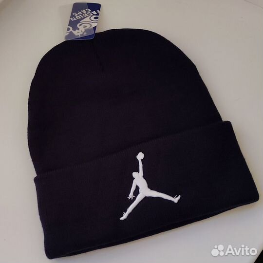 Шапка темно-синяя