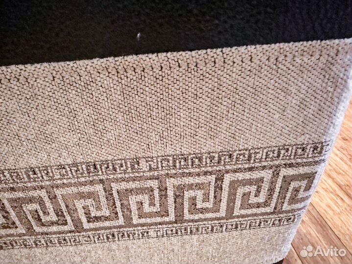 Журнальный стол Versace