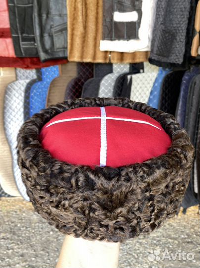 Мужские шапки