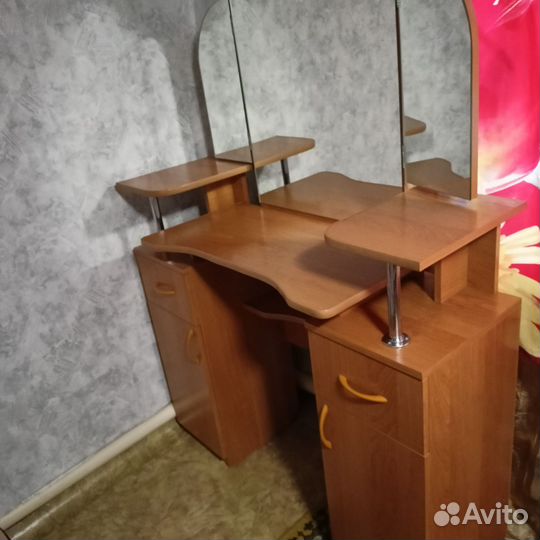 Трюмо трельяж с зеркалом