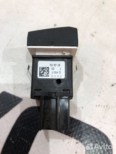 Кнопка ESP OFF Skoda Yeti 5L 2012