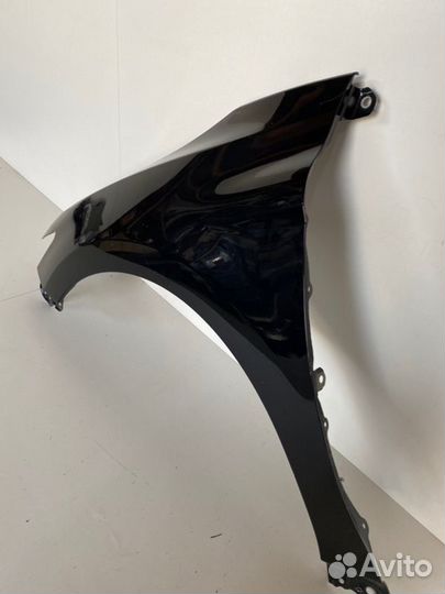 Крыло переднее левое Toyota Camry V70/V75