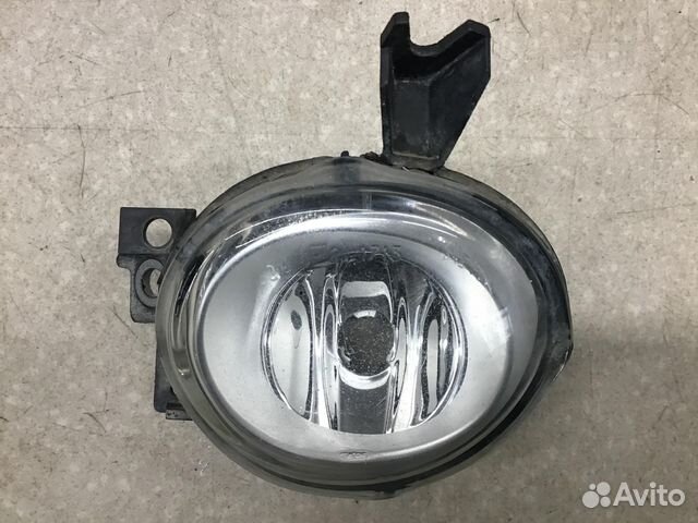 Фара противотуманная левая VW Touareg 2002-2010