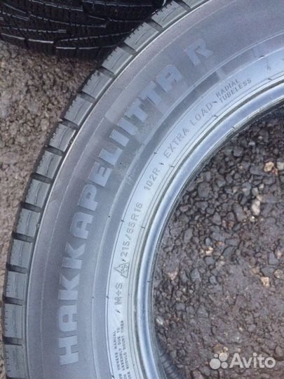 Nokian Tyres Hakkapeliitta R 215/65 R16 102R