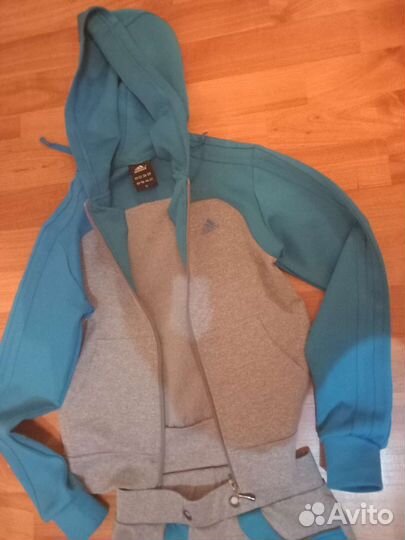 Спортивный костюм adidas для девочки 140