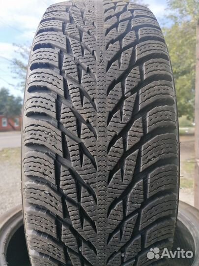 Nokian Tyres Hakkapeliitta R3 SUV 215/60 R17 103R