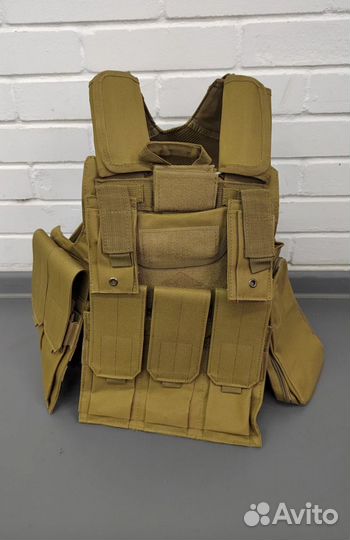 Тактический жилет
