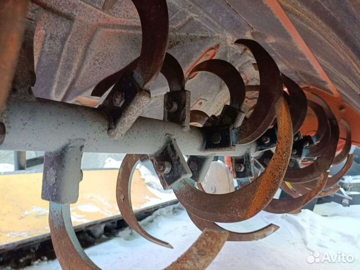 Мини-трактор Kubota B1-15, 2012