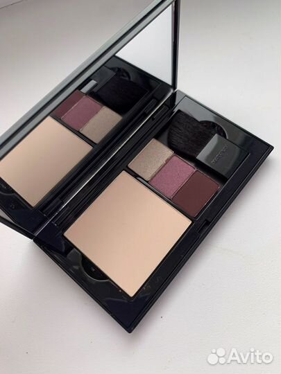 Футляр магнитный для теней и пудры