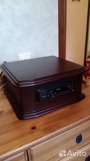 Ретро проигрыватель