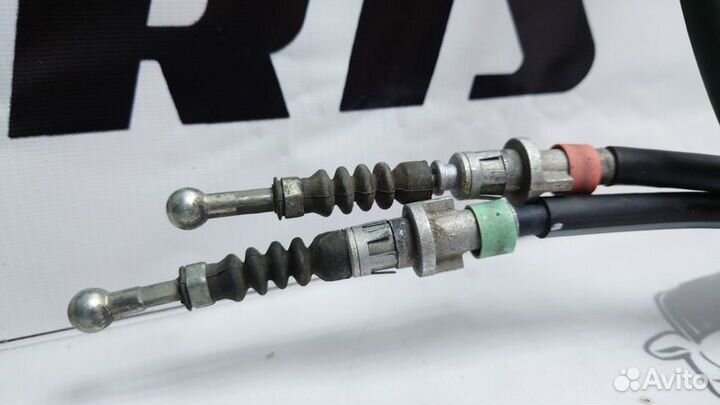 Трос стояночного тормоза Mitsubishi Outlander 3