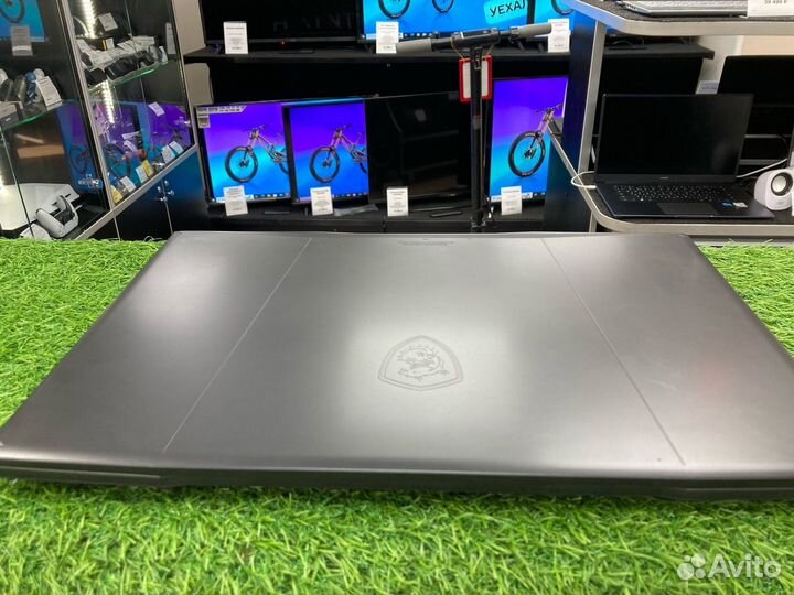 Ноутбук msi Katana 17(Оф.гарантия)