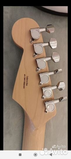 Электро гитара Fender squier bullet strat