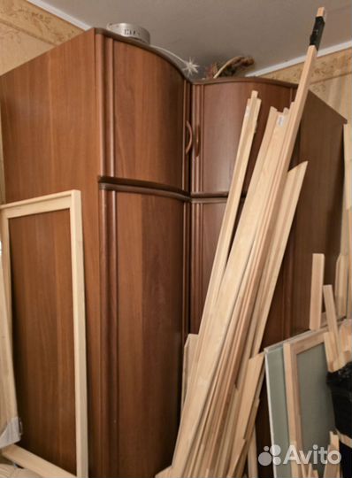 Шкафы и стенки бу