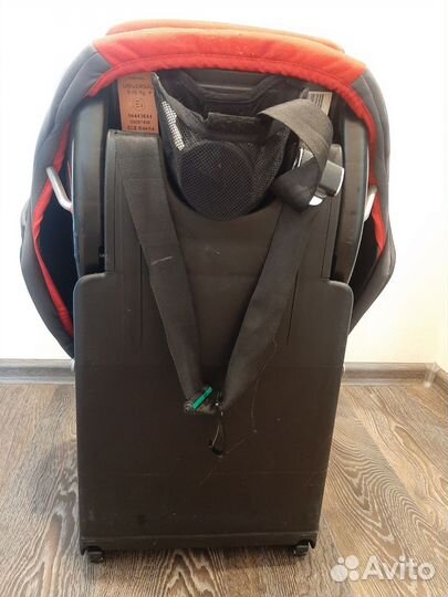 Автокресло chicco с изофикс 9-18 кг