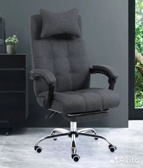 Офисное кресло