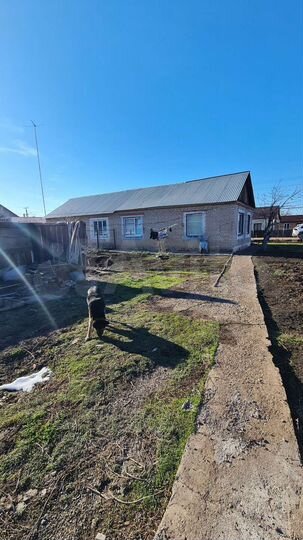 3-к. квартира, 50 м², 1/1 эт.